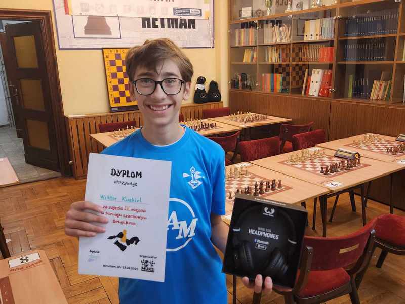 Wiktor zdobywa III kategorię szachową